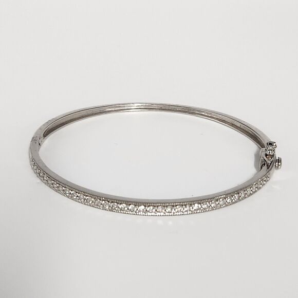 Elegant 14k White Gold Diamonds Bangle Bracelet - Picture 8 of 11